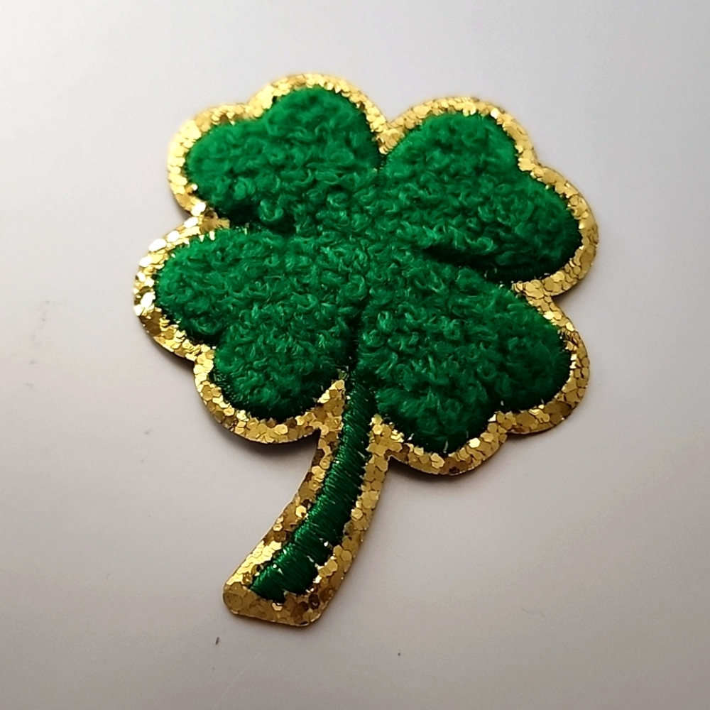 Embroidered 4 Leaf Clover iron On Patch Perfect For St Patrick' Gold Edg…